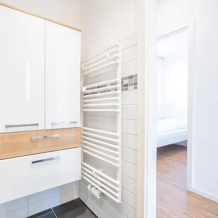 아파트 Schuetzenweg 4 Ankerplatz 11 *